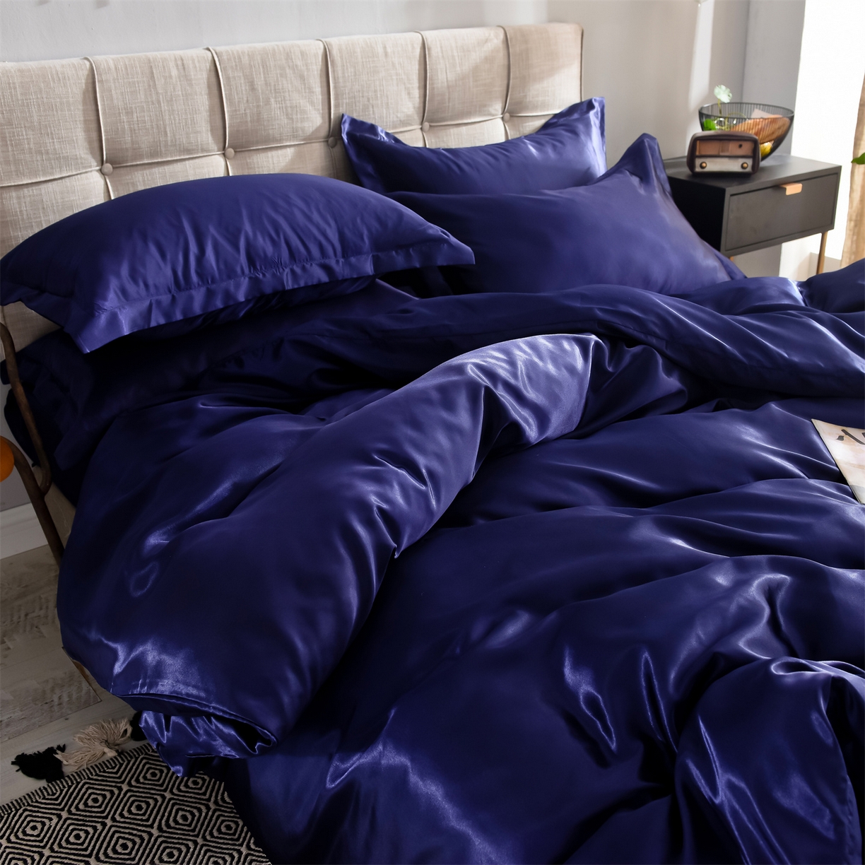 91家纺网 家纺一手货源 找家纺 经年 2026新款特价款丝绸冰丝四件套 深蓝