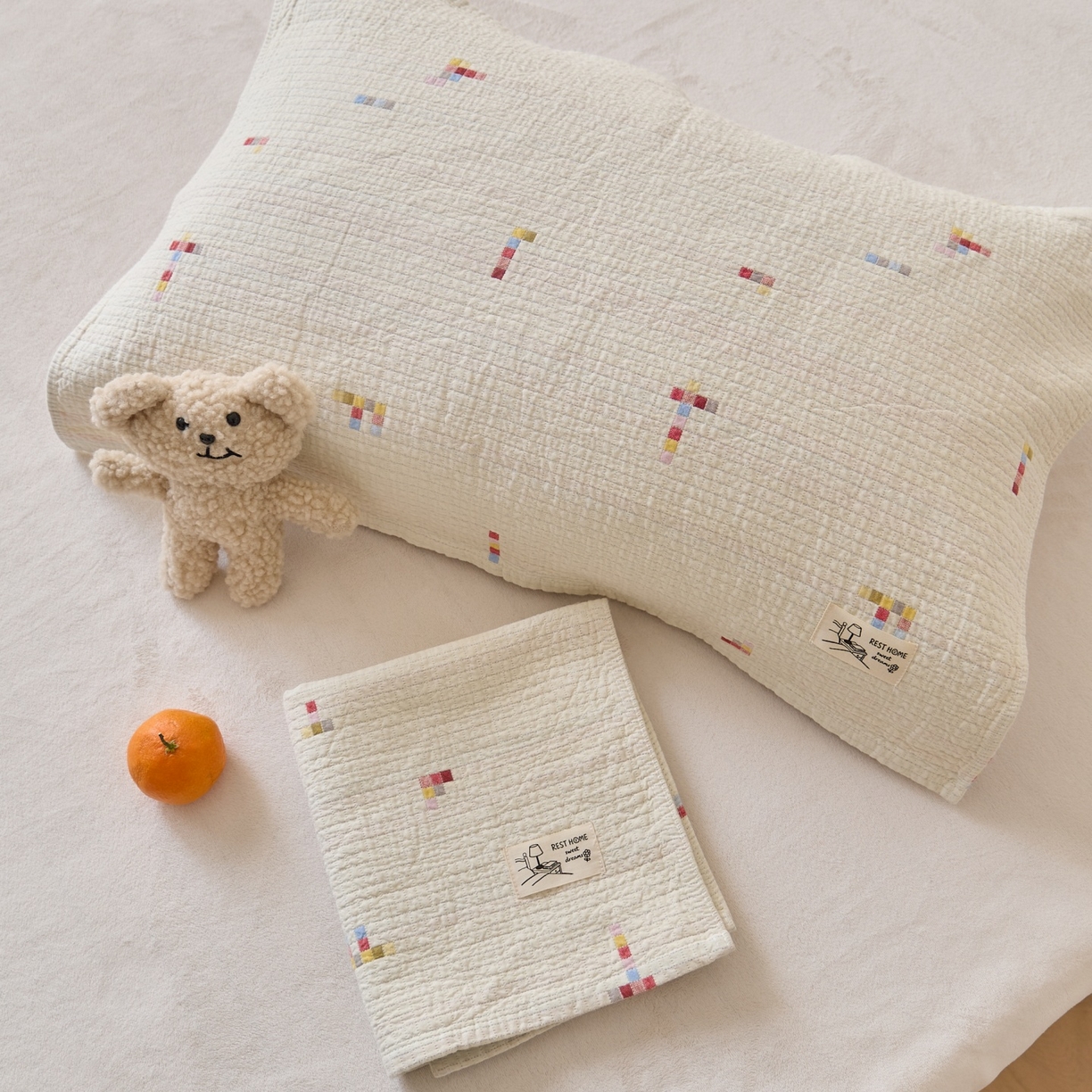 91家纺网 家纺一手货源 找家纺 沐瑟家纺 2026新款安心棉枕巾 俄罗斯方块