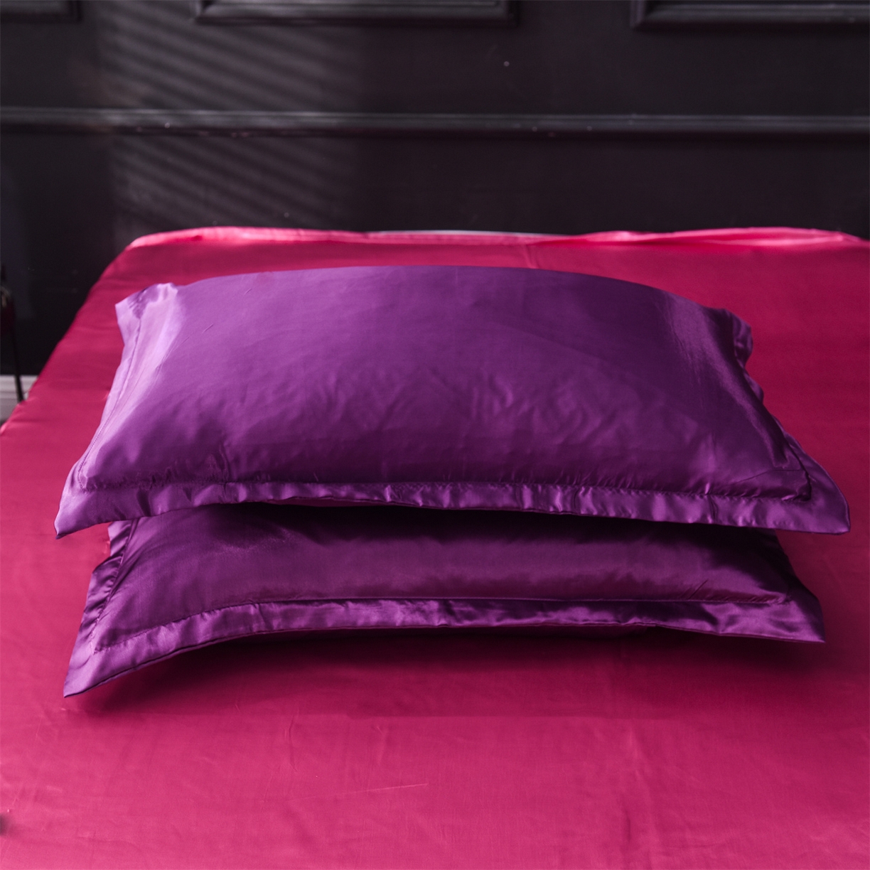 91家纺网 家纺一手货源 找家纺 经年 2026新款特价款丝绸冰丝四件套 深紫玫红