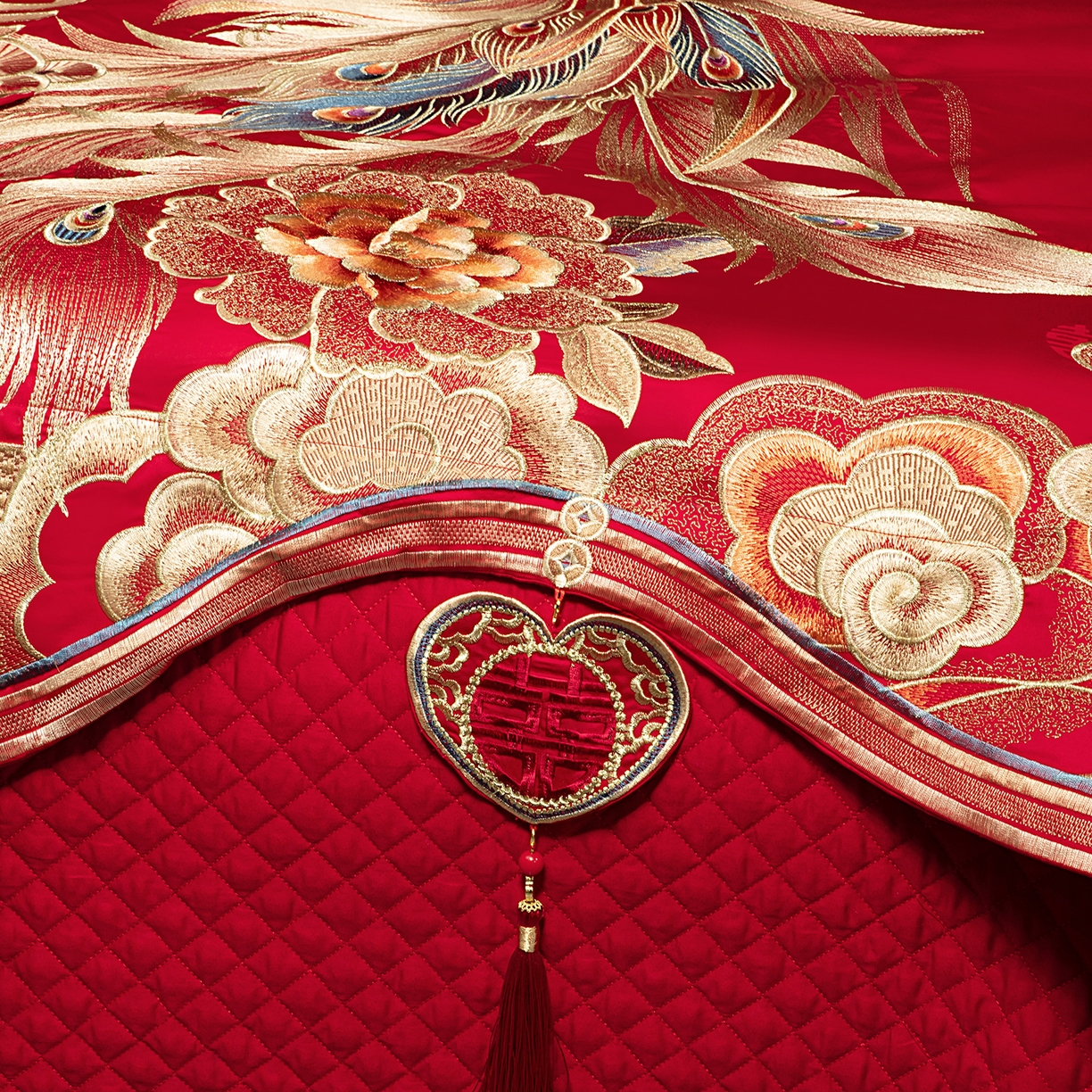 91家纺网 家纺一手货源 找家纺 柏拉图 2026新款100s长绒棉纯棉贡缎提花重工艺刺绣婚庆四件套多件套 龙凤盛典