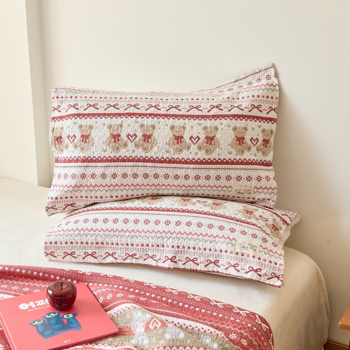 沐瑟家纺 2026新款安心棉枕巾 费尔岛小熊