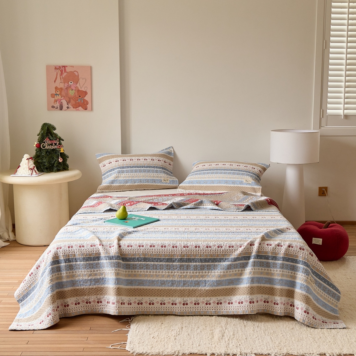 91家纺网 家纺一手货源 找家纺 沐瑟家纺 2026新款安心棉枕巾 费尔岛樱桃蓝