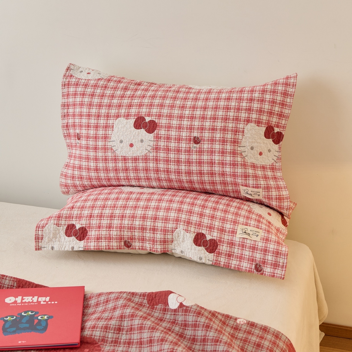 沐瑟家纺 2026新款安心棉枕巾 格子KT猫