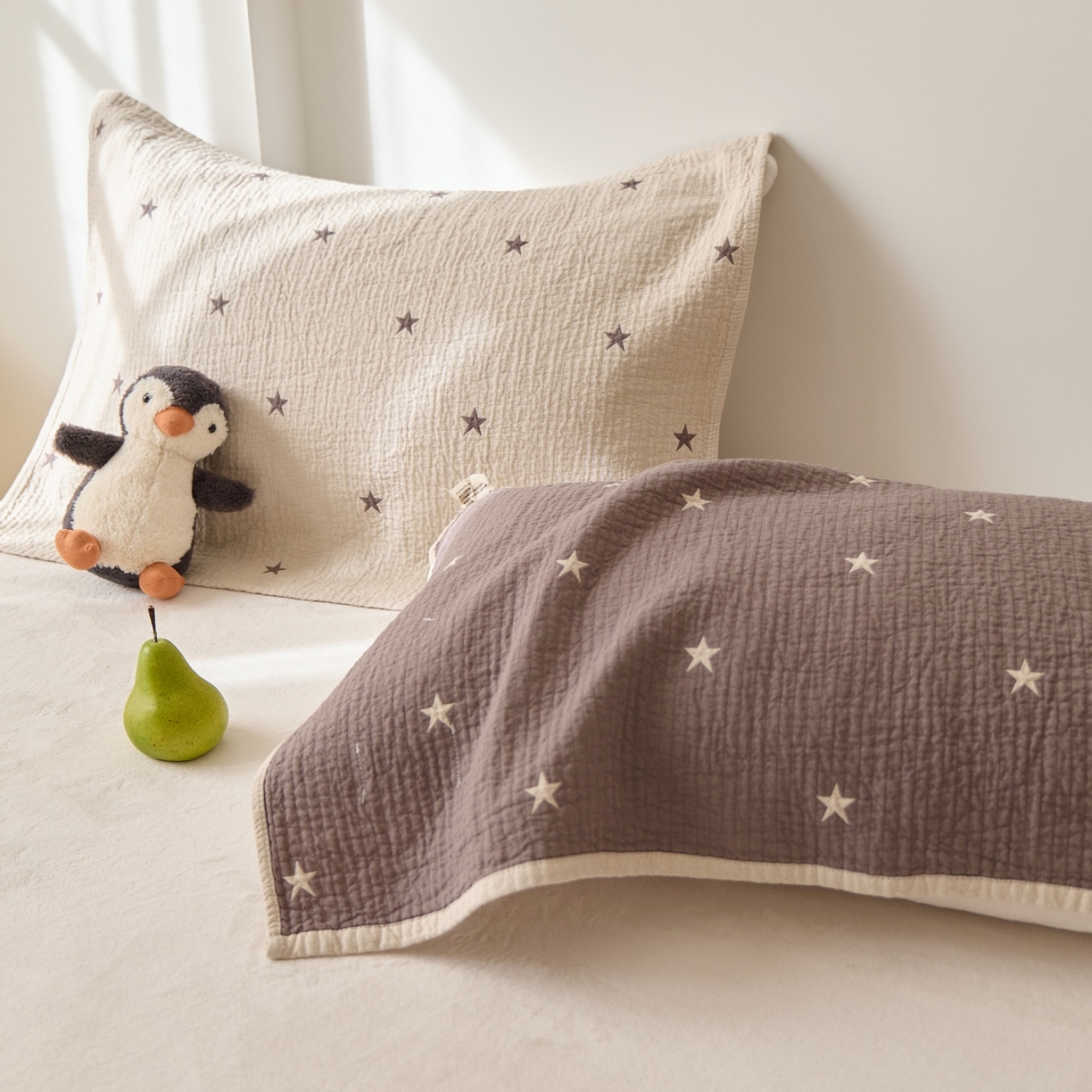 91家纺网 家纺一手货源 找家纺 沐瑟家纺 2026新款安心棉枕巾 灰色五角星