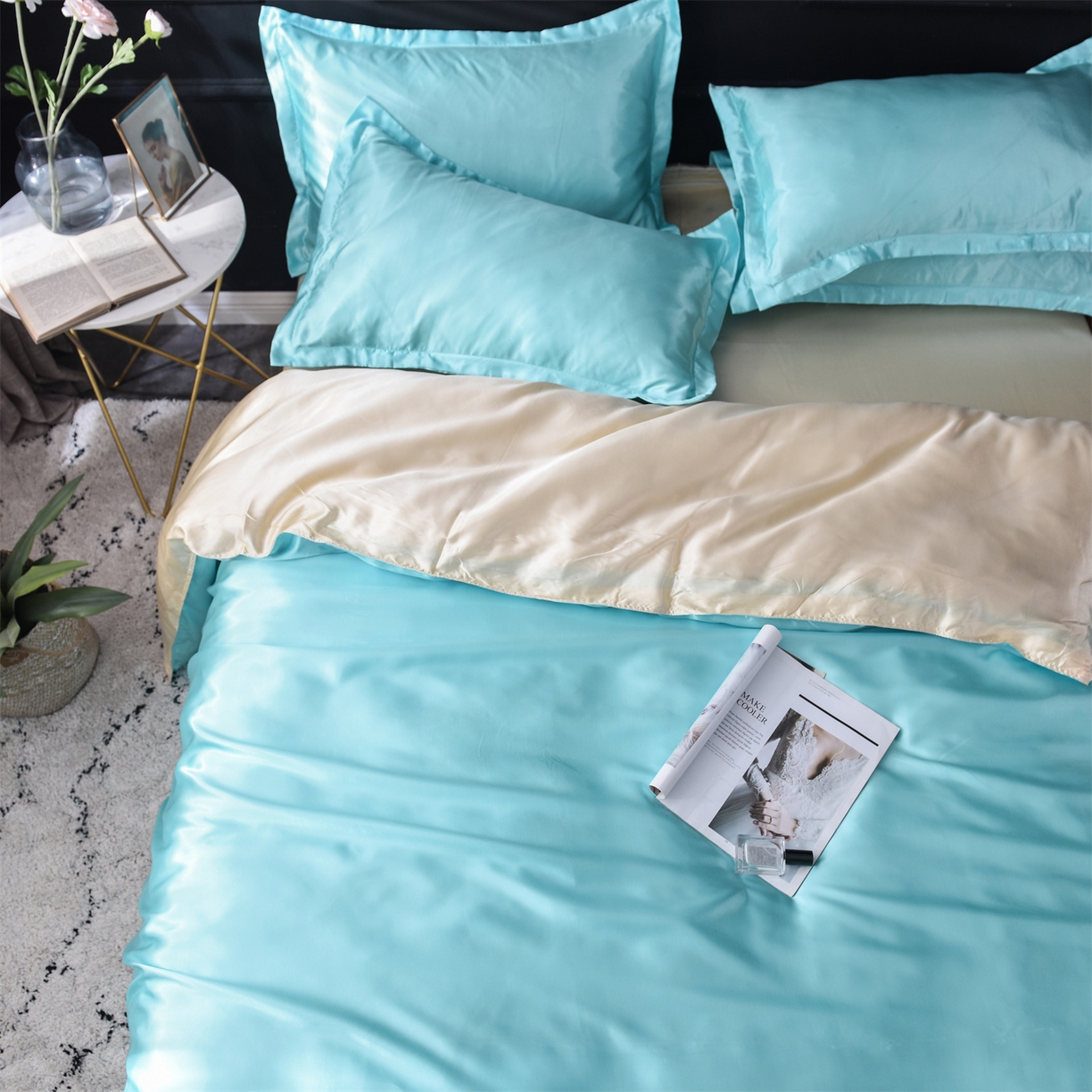 91家纺网 家纺一手货源 找家纺 经年 2026新款特价款丝绸冰丝四件套 水蓝金色