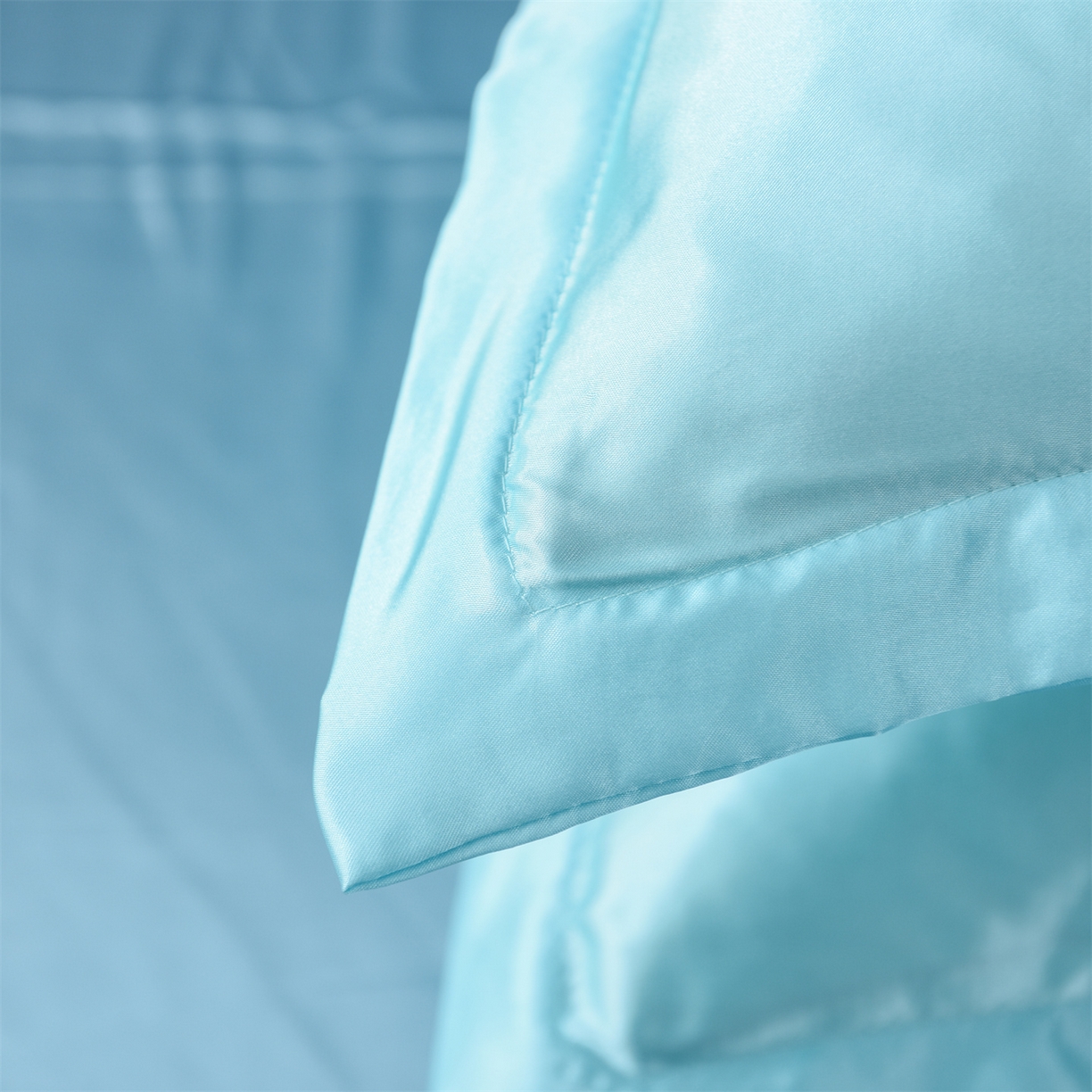 91家纺网 家纺一手货源 找家纺 经年 2026新款特价款丝绸冰丝四件套 水蓝浅蓝