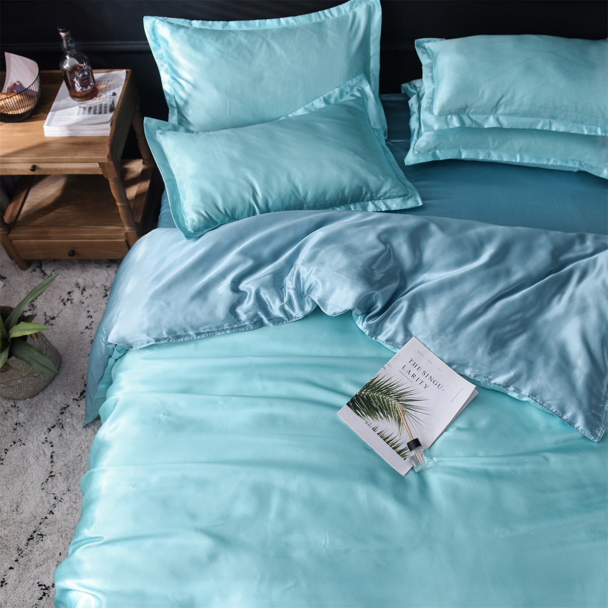 91家纺网 家纺一手货源 找家纺 经年 2026新款特价款丝绸冰丝四件套 水蓝浅蓝