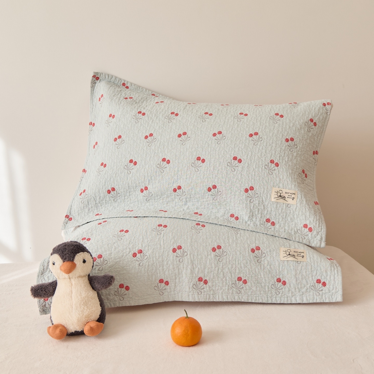 沐瑟家纺 2026新款安心棉枕巾 樱桃蓝色