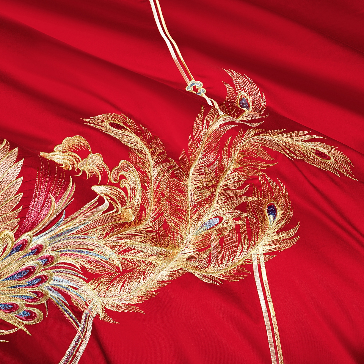 91家纺网 家纺一手货源 找家纺 柏拉图 2026新款长绒棉纯棉贡缎全工艺刺绣婚庆四件套多件套 盘龙飞凤