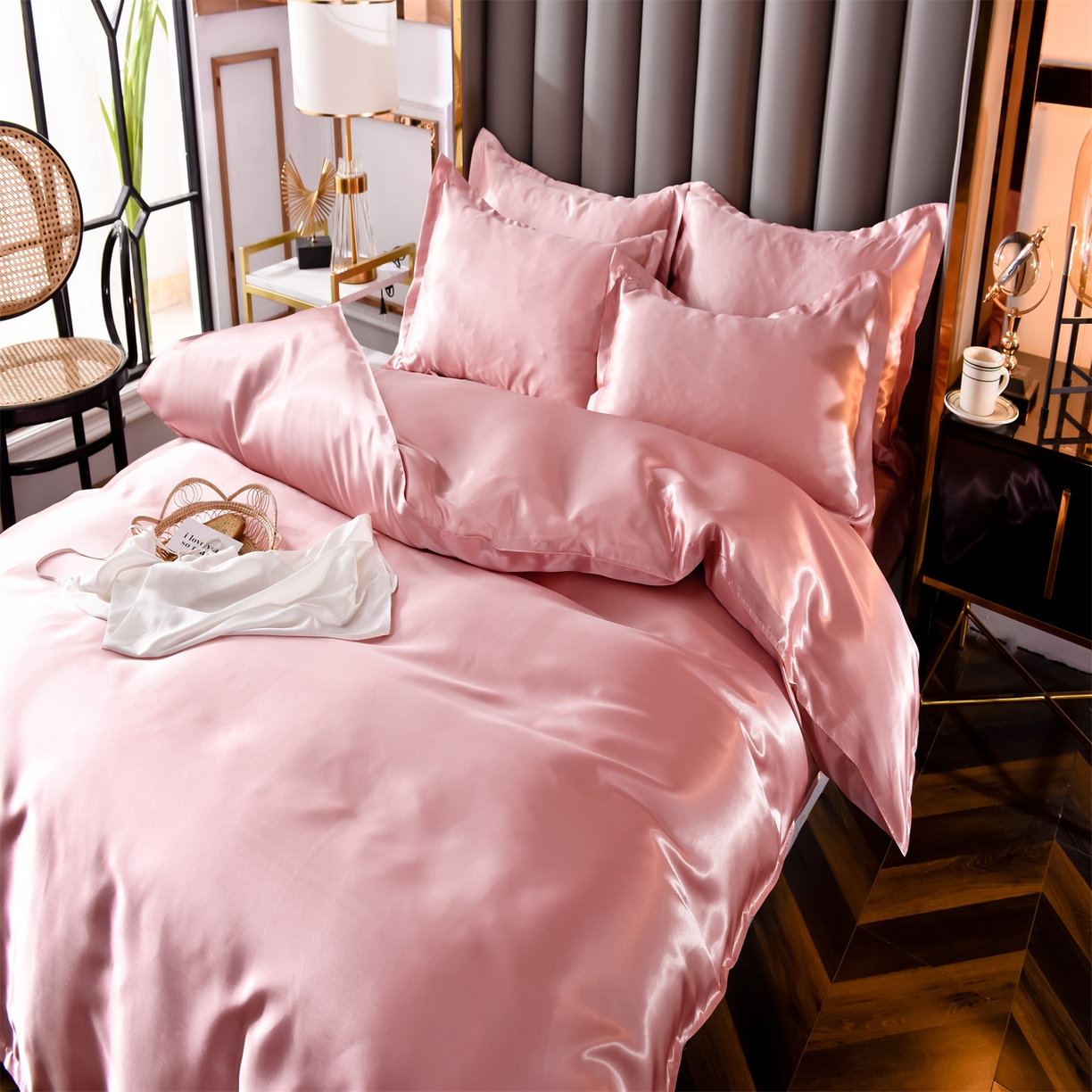 91家纺网 家纺一手货源 找家纺 经年 2026新款特价款丝绸冰丝四件套 胭脂粉