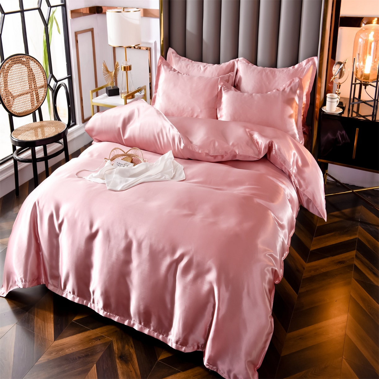 91家纺网 家纺一手货源 找家纺 经年 2026新款特价款丝绸冰丝四件套 胭脂粉