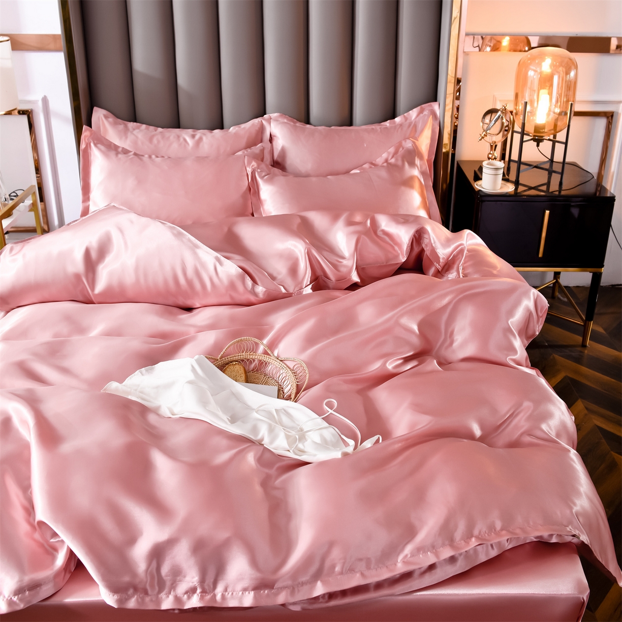 91家纺网 家纺一手货源 找家纺 经年 2026新款特价款丝绸冰丝四件套 胭脂粉