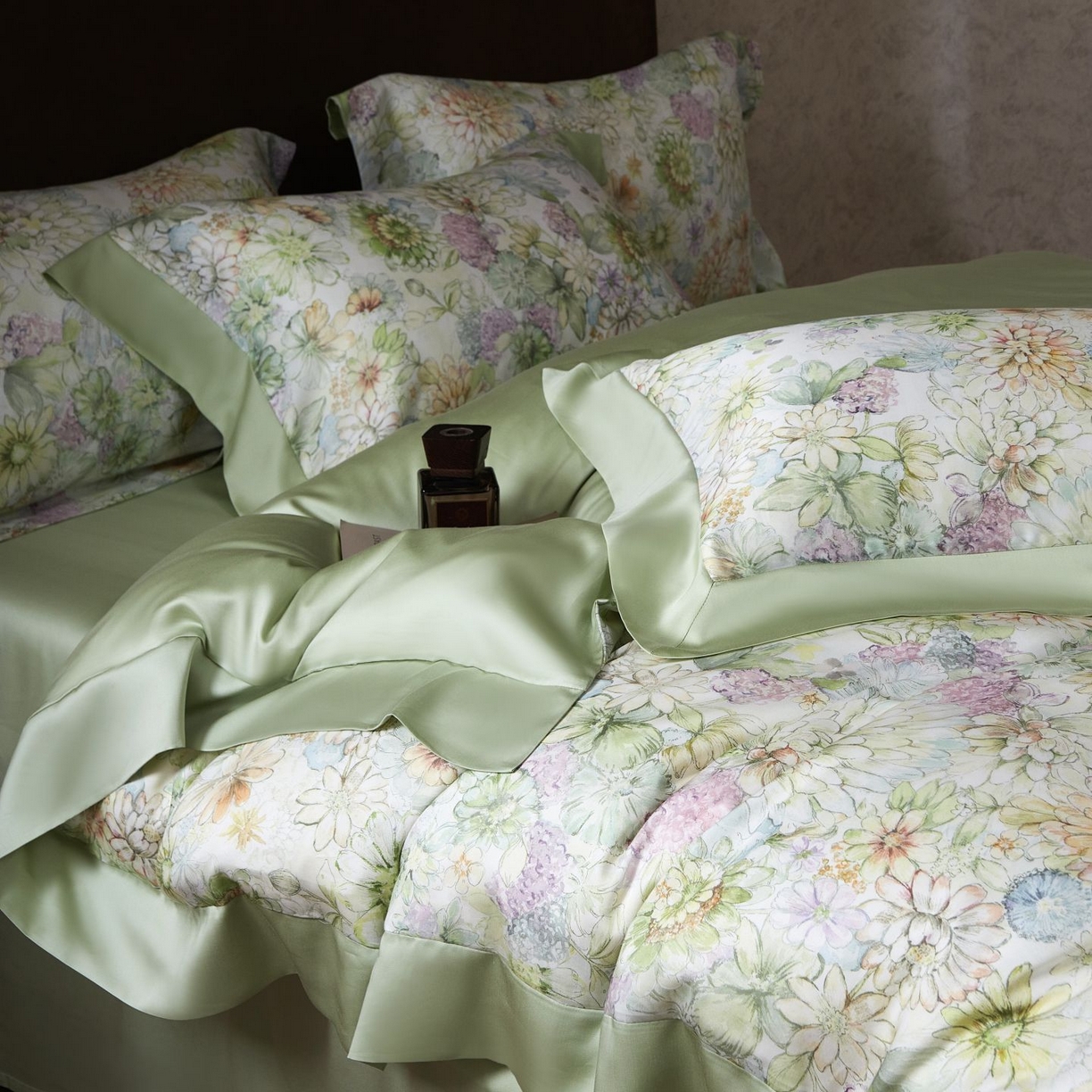 91家纺网 家纺一手货源 找家纺 南通朵美纺织品有限公司 2026新款100支天丝系列夏被四件套四件套 绿意盎然