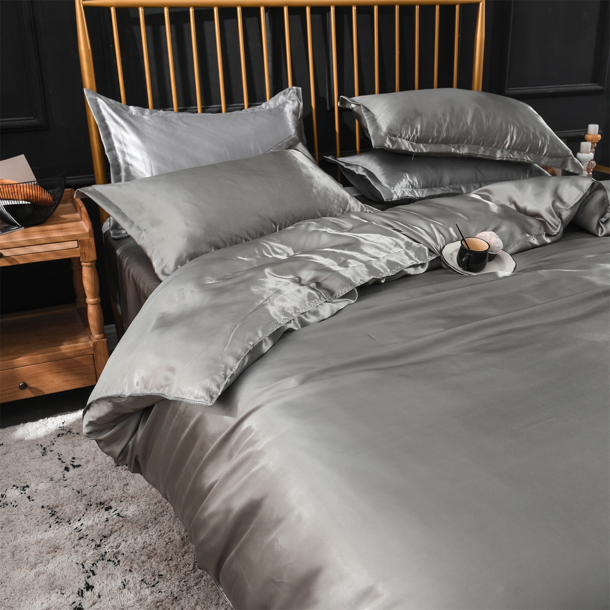 91家纺网 家纺一手货源 找家纺 经年 2026新款特价款丝绸冰丝四件套 银灰