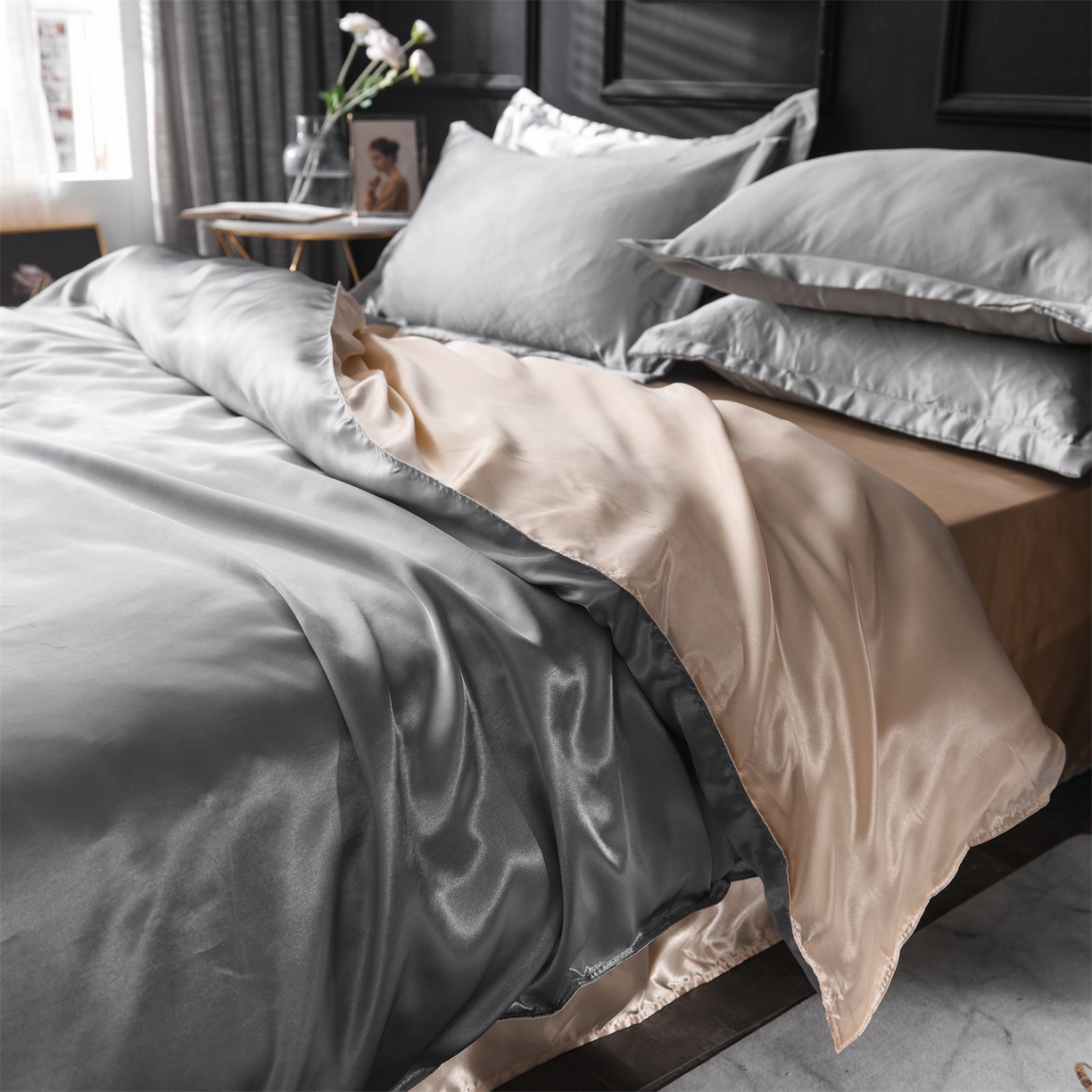 91家纺网 家纺一手货源 找家纺 经年 2026新款特价款丝绸冰丝四件套 银灰驼色