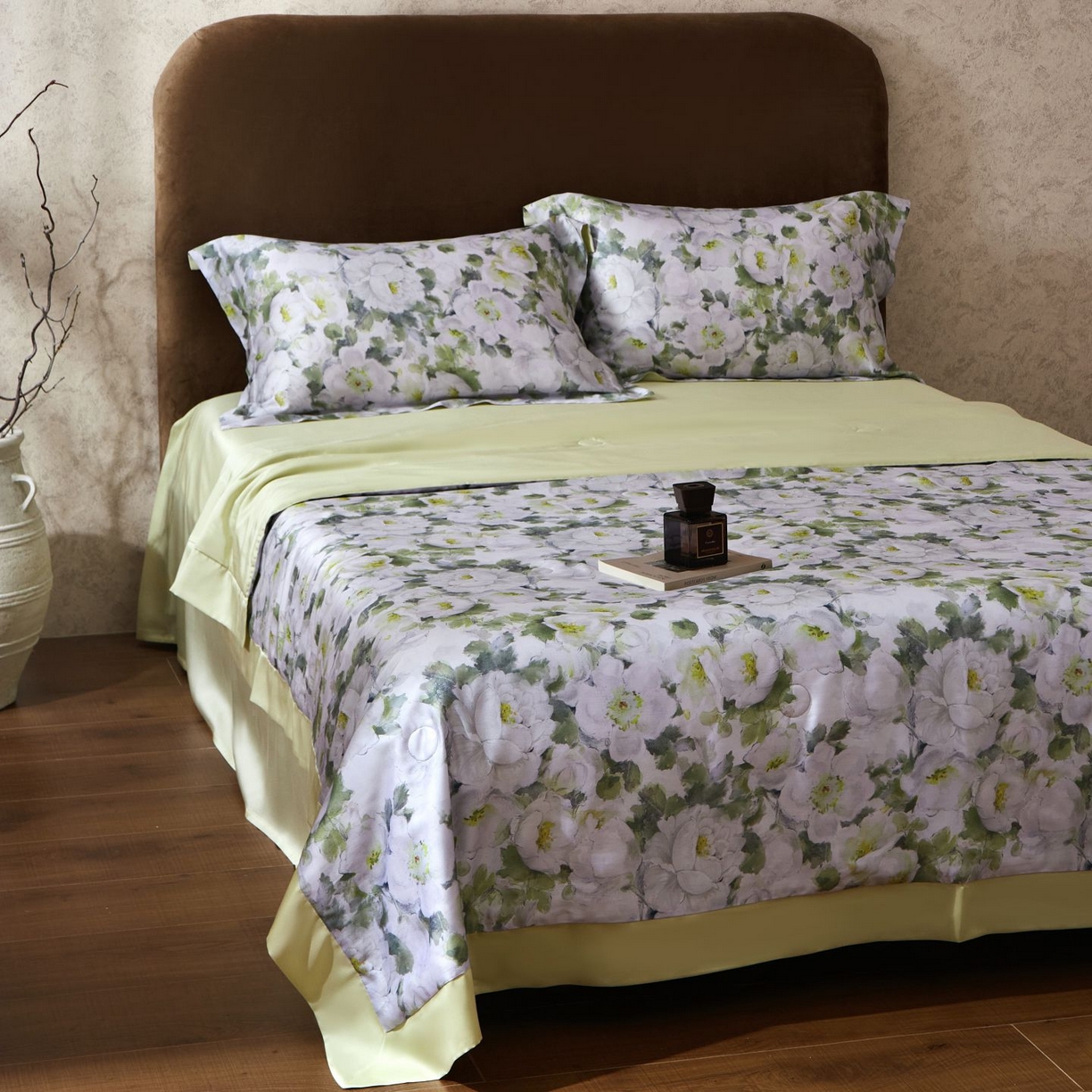 91家纺网 家纺一手货源 找家纺 南通朵美纺织品有限公司 2026新款100支天丝系列夏被四件套 春色满园