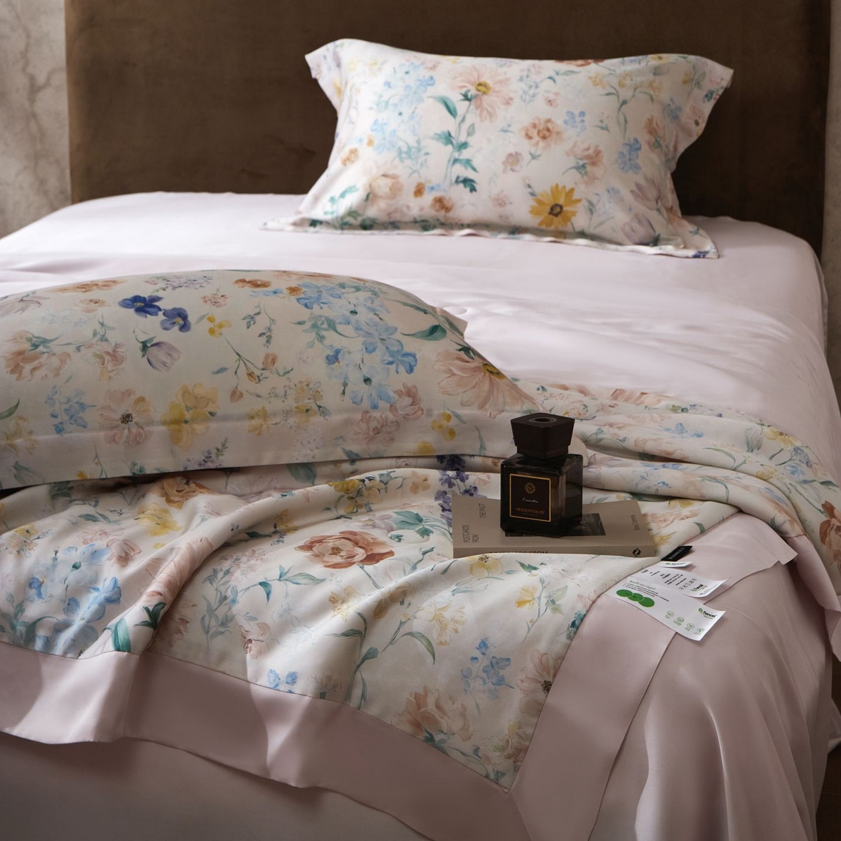 91家纺网 家纺一手货源 找家纺 南通朵美纺织品有限公司 2026新款100支天丝系列夏被四件套 罗曼蒂克