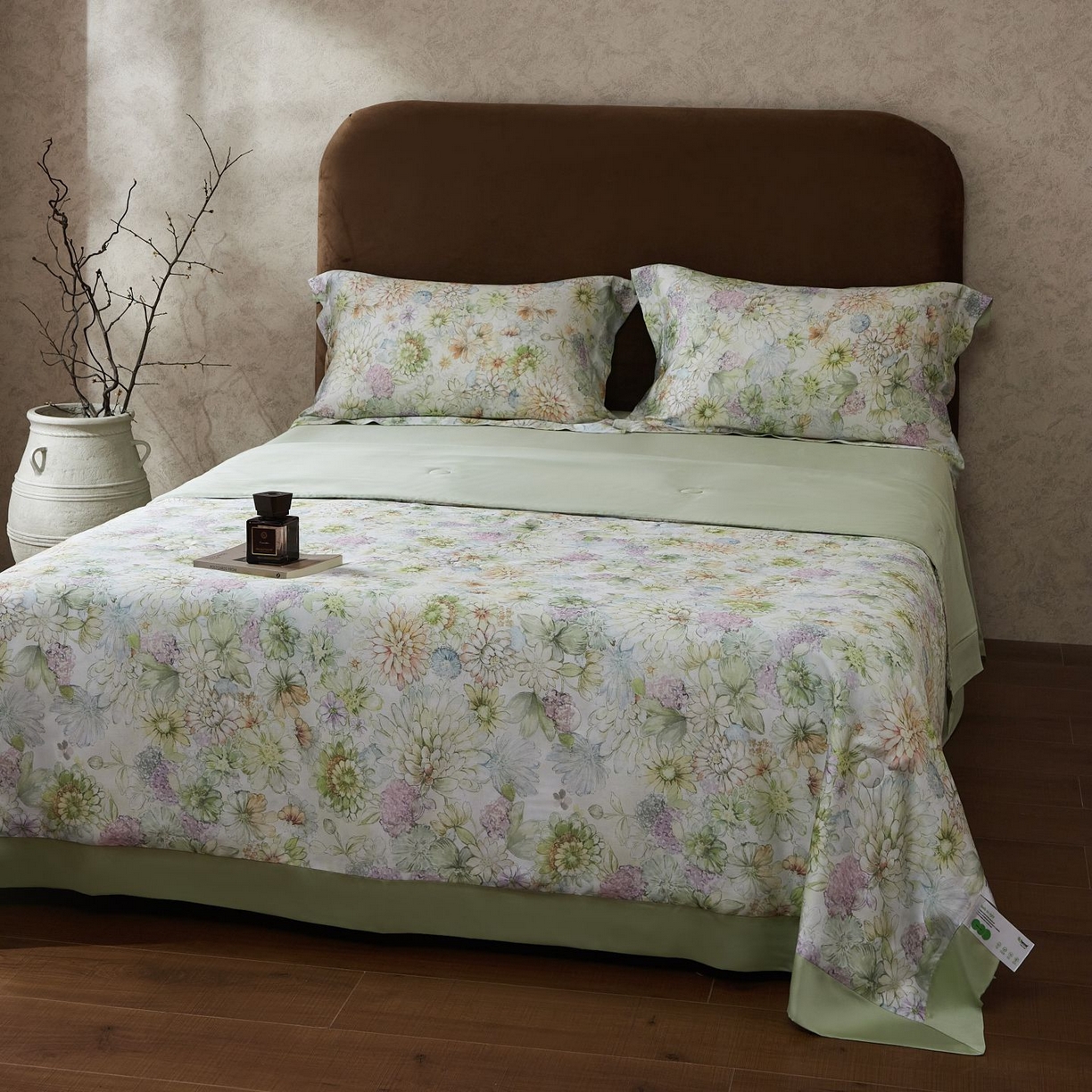 91家纺网 家纺一手货源 找家纺 南通朵美纺织品有限公司 2026新款100支天丝系列夏被四件套 绿意盎然