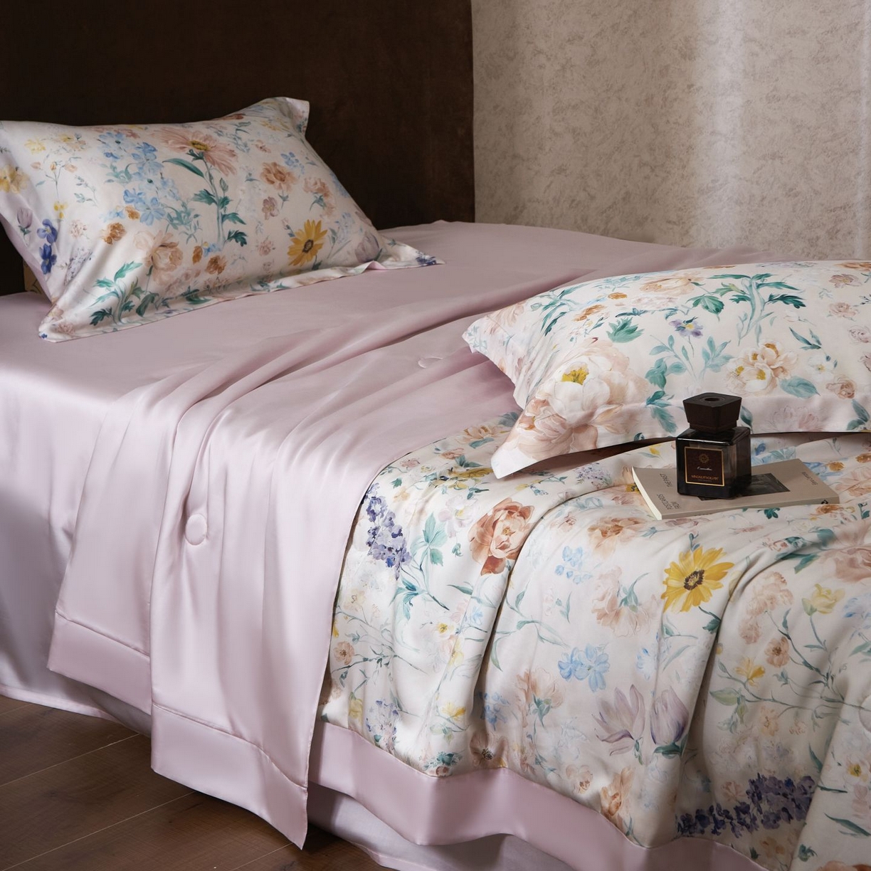 91家纺网 家纺一手货源 找家纺 南通朵美纺织品有限公司 2026新款100支天丝系列夏被四件套 罗曼蒂克