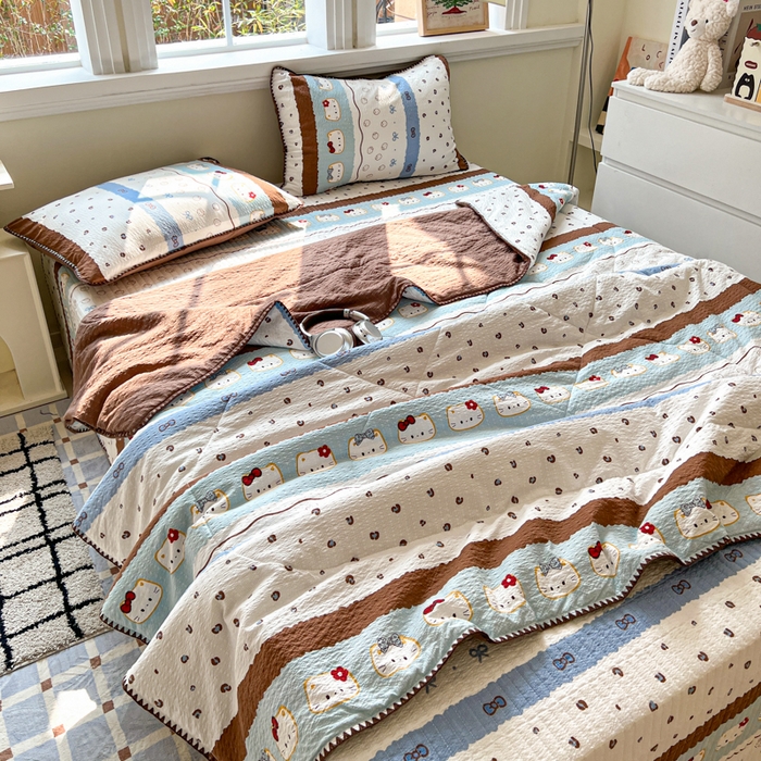 91家纺网 家纺一手货源 找家纺 梵希雅 2026新款泡芙纱三角针床盖夏被四件套 KT 猫