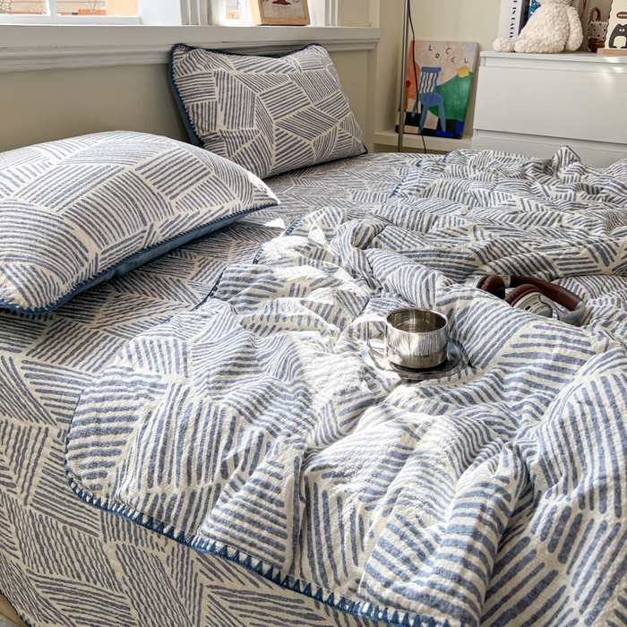 91家纺网 家纺一手货源 找家纺 梵希雅 2026新款泡芙纱三角针床盖夏被四件套 浅川纹