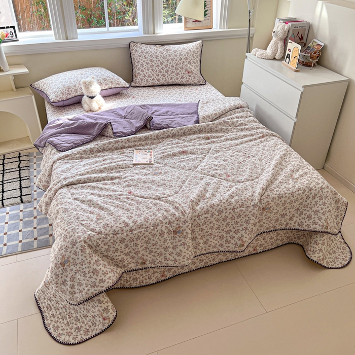 91家纺网 家纺一手货源 找家纺 梵希雅 2026新款泡芙纱三角针床盖夏被四件套 紫陌