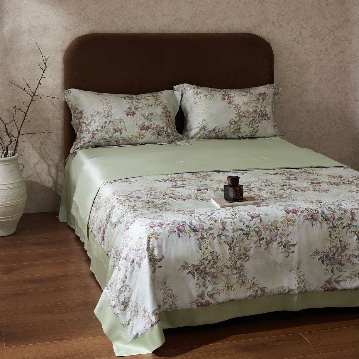 91家纺网 家纺一手货源 找家纺 南通朵美纺织品有限公司 2026新款100支天丝系列夏被 水榭花城