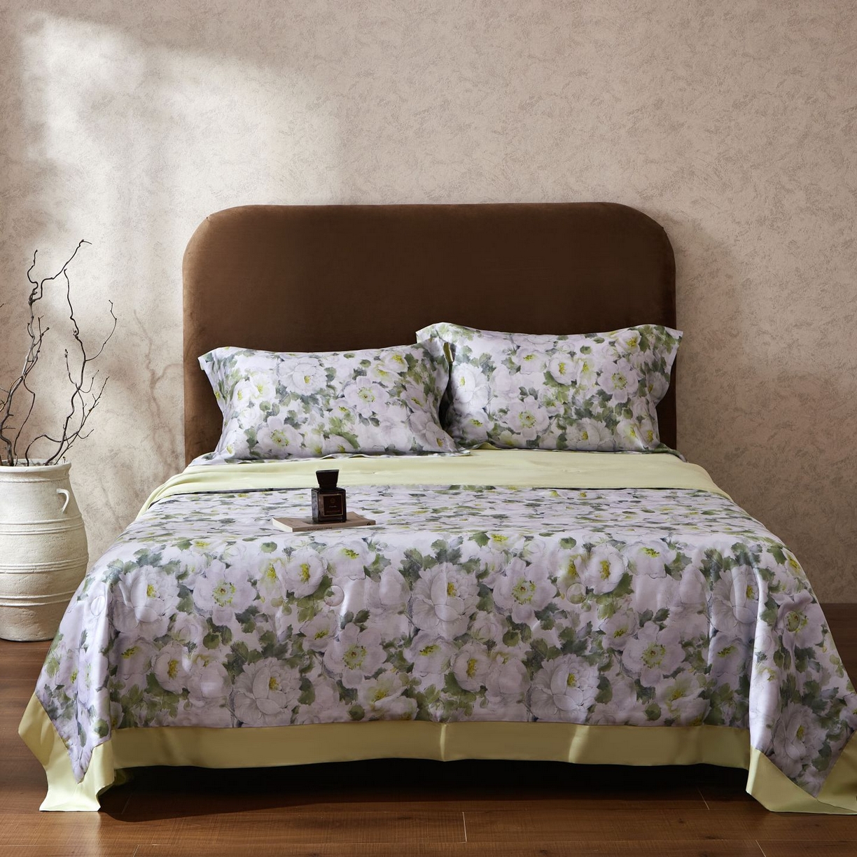 91家纺网 家纺一手货源 找家纺 南通朵美纺织品有限公司 2026新款100支天丝系列夏被 春色满园