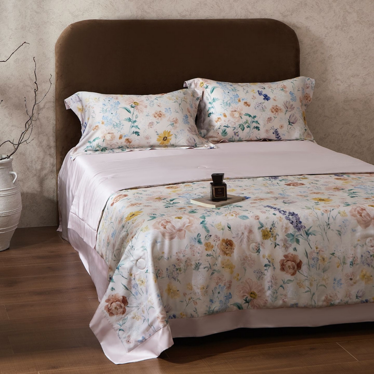 91家纺网 家纺一手货源 找家纺 南通朵美纺织品有限公司 2026新款100支天丝系列夏被 罗曼蒂克