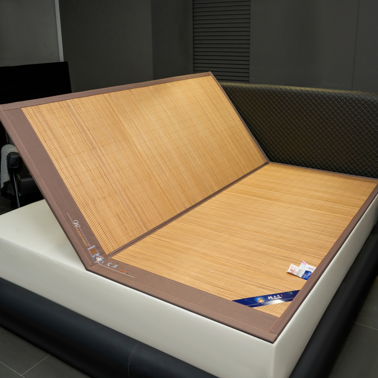 91家纺网 家纺一手货源 找家纺 思雅庭 2026新款艾草宽边绣花驱蚊席凉席竹席 清凉艾草