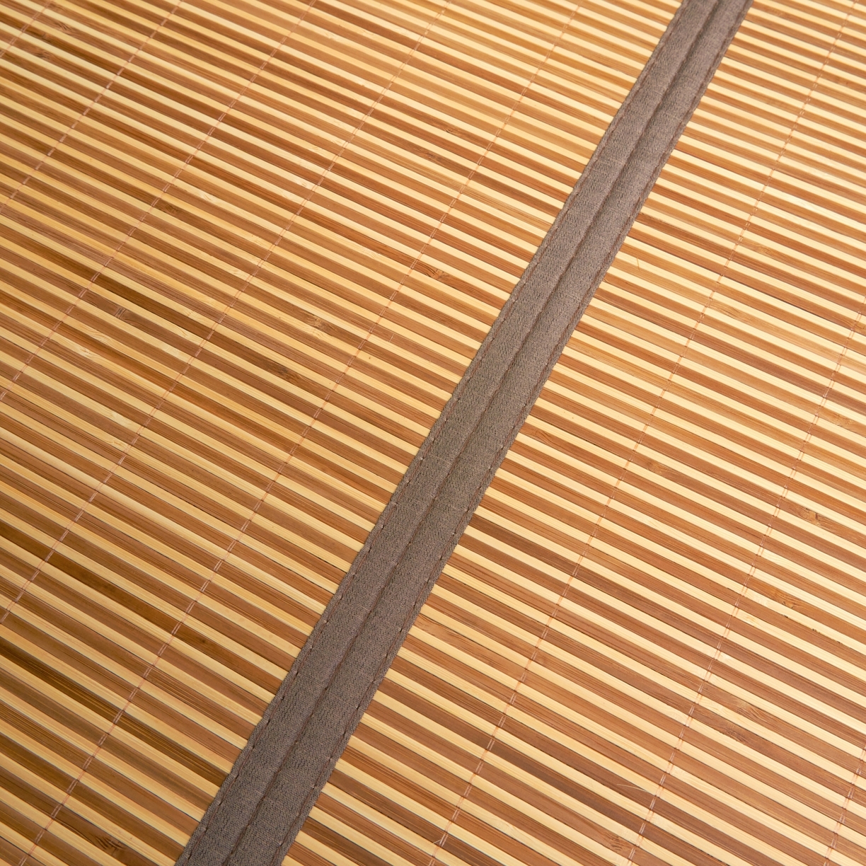 91家纺网 家纺一手货源 找家纺 思雅庭 2026新款艾草宽边绣花驱蚊席凉席竹席 清凉艾草