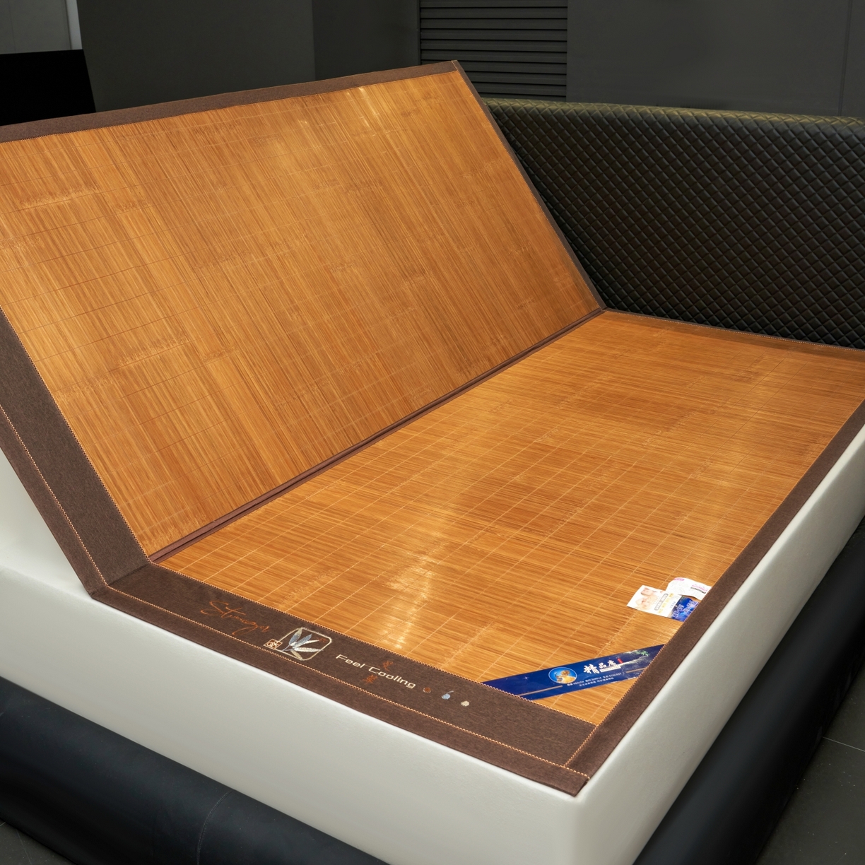 91家纺网 家纺一手货源 找家纺 思雅庭 2026新款艾草宽边绣花驱蚊席凉席竹席 艾草养生席