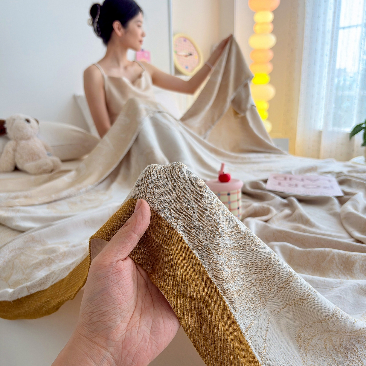 91家纺网 家纺一手货源 找家纺 棠薇家纺 2026新款竹纤维毯子冷感毯毛巾被柔滑多功能夏凉毯盖毯纱发毯办公室午休毯 爱意玫瑰