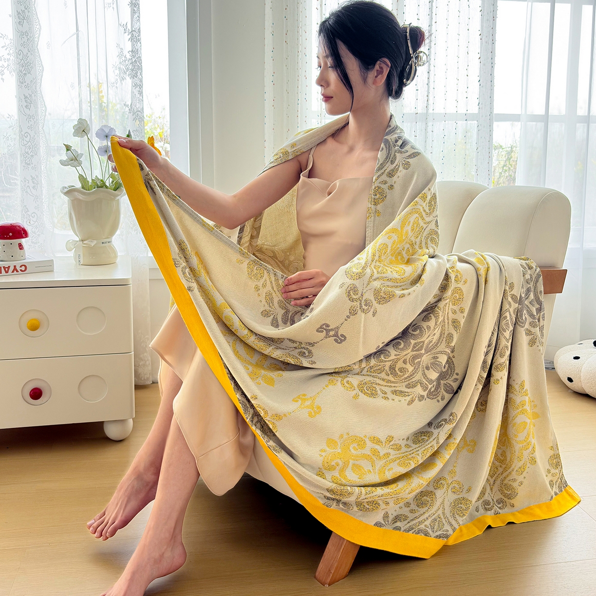 91家纺网 家纺一手货源 找家纺 棠薇家纺 2026新款竹纤维毯子冷感毯毛巾被柔滑多功能夏凉毯盖毯纱发毯办公室午休毯 巴洛克