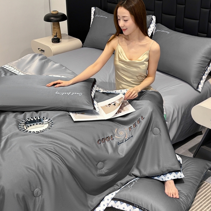 91家纺网 家纺一手货源 找家纺 联林2026新款纯色针织凉感丝空调被详情 高级灰-山灰