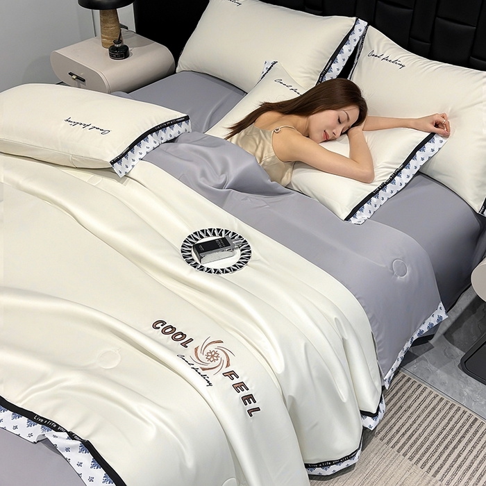 91家纺网 家纺一手货源 找家纺 联林2026新款纯色针织凉感丝空调被详情 奶白色-中灰