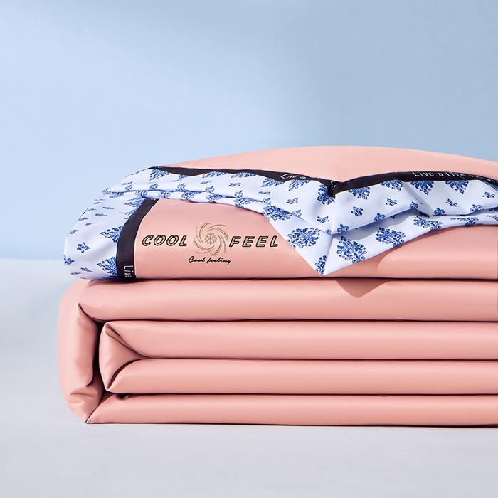 91家纺网 家纺一手货源 找家纺 联林2026新款纯色针织凉感丝空调被详情 奶油粉-奶白杏