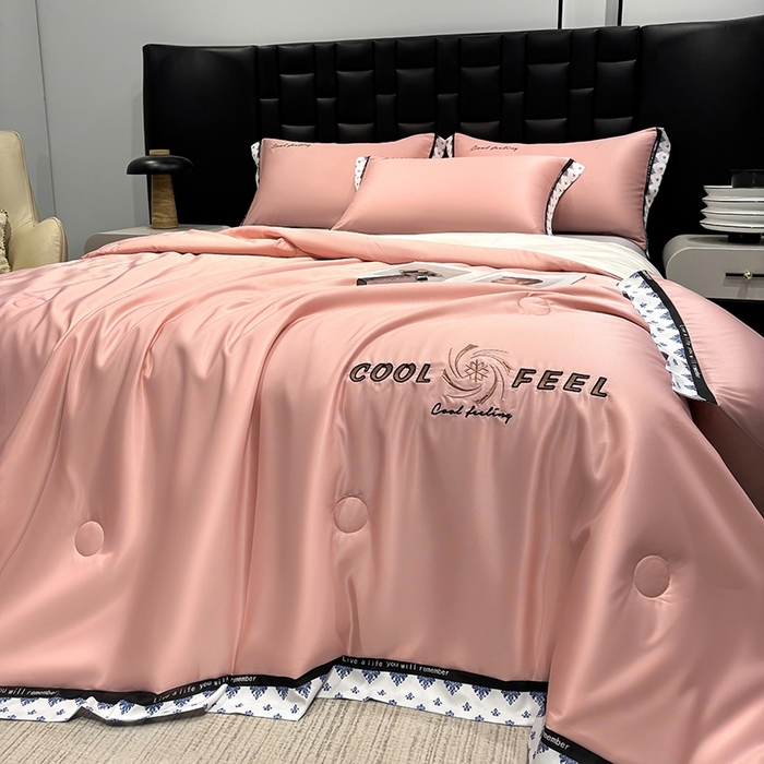 91家纺网 家纺一手货源 找家纺 联林2026新款纯色针织凉感丝空调被详情 奶油粉-奶白杏