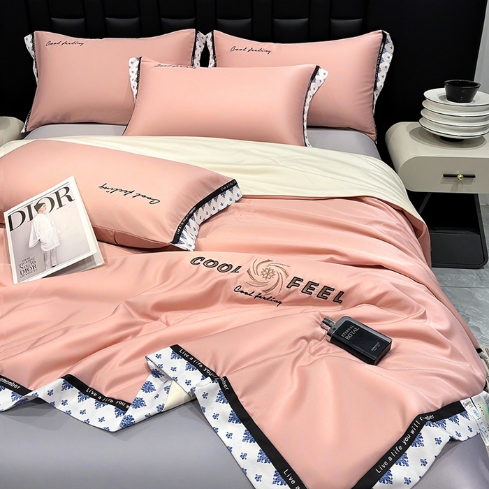 91家纺网 家纺一手货源 找家纺 联林2026新款纯色针织凉感丝空调被详情 奶油粉-奶白杏