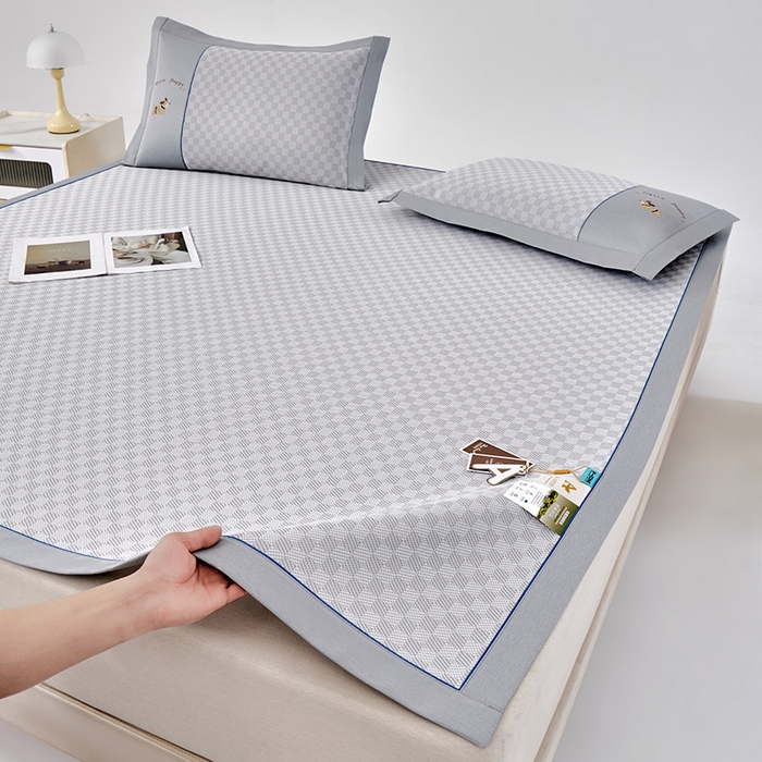 小牛席业 2026新款棋盘格冰丝席（腊肠狗贴布绣）凉席三件套-床席款 腊肠狗贴布绣-灰色