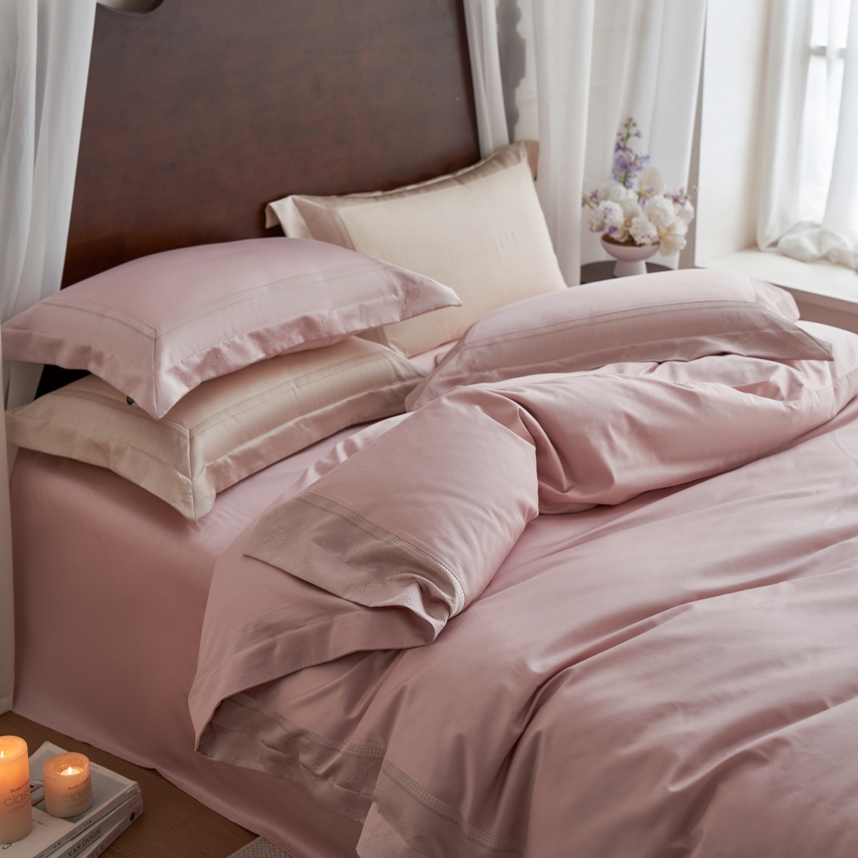 91家纺网 家纺一手货源 找家纺 安莱生活 2026新款全棉纯棉边条蝴蝶拼接款蝶影绣四件套 蝶影绣-嫩粉