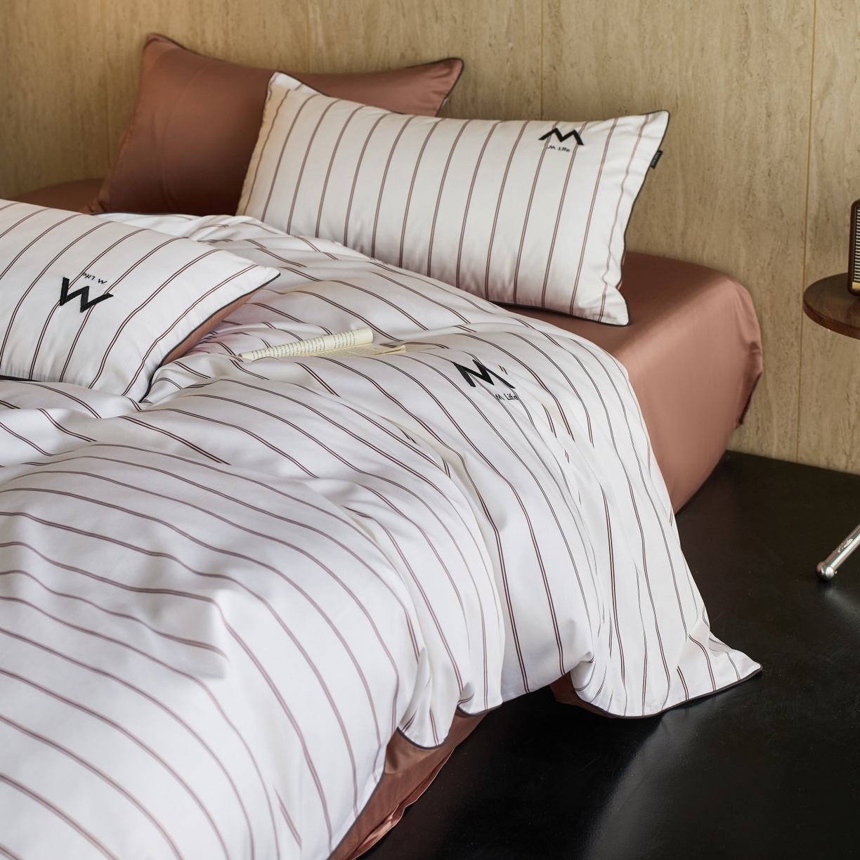 91家纺网 家纺一手货源 找家纺 （总）安莱生活 2026新款天丝棉滚边款刺绣织序系列四件套