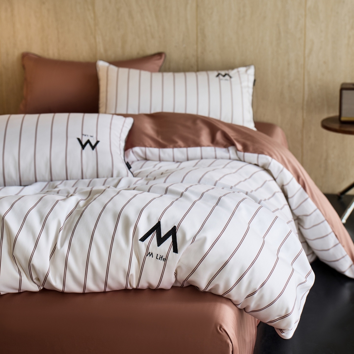 91家纺网 家纺一手货源 找家纺 （总）安莱生活 2026新款天丝棉滚边款刺绣织序系列四件套