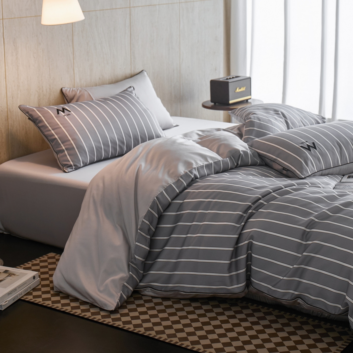 91家纺网 家纺一手货源 找家纺 安莱生活 2026新款天丝棉滚边款刺绣织序系列四件套 织序-银灰