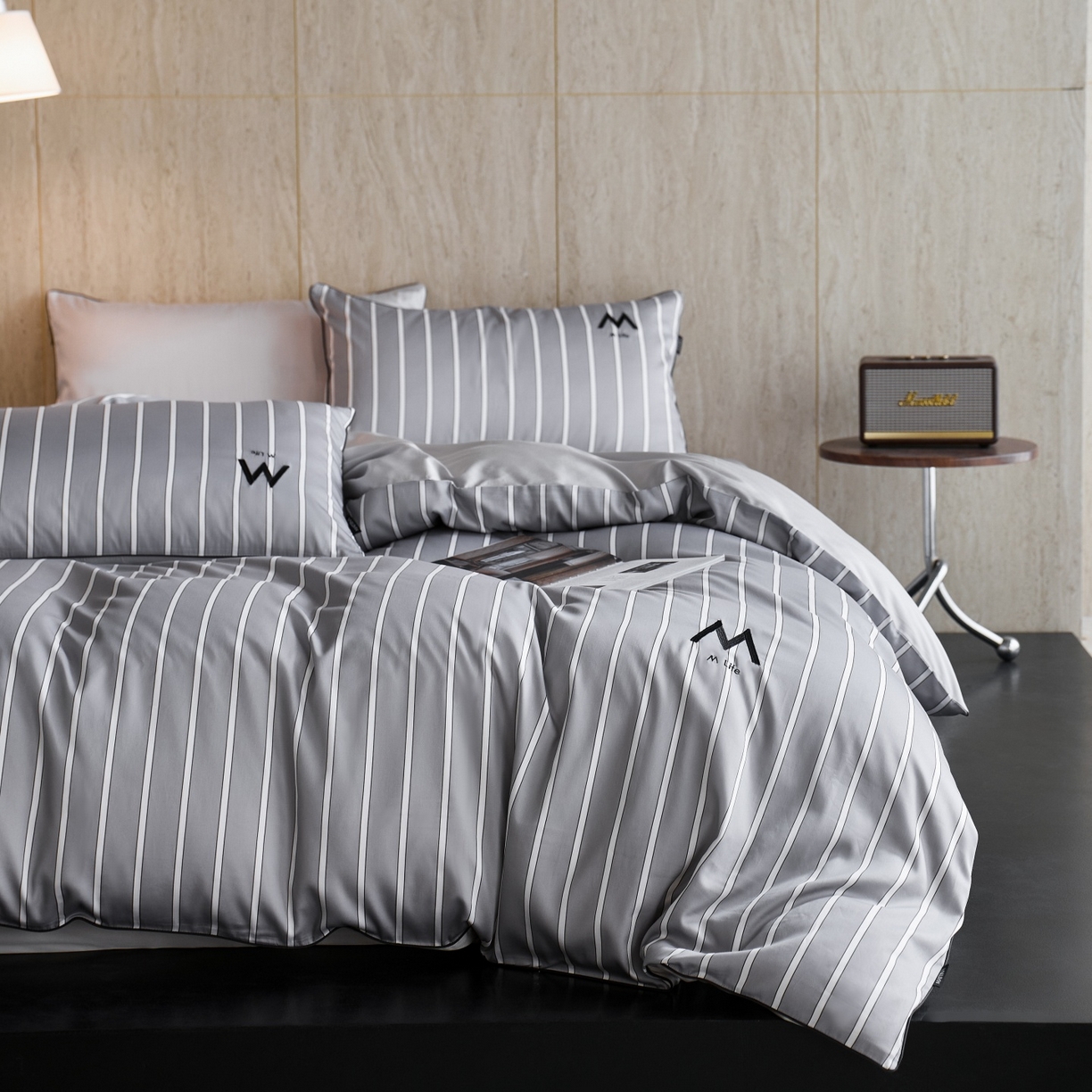 91家纺网 家纺一手货源 找家纺 安莱生活 2026新款天丝棉滚边款刺绣织序系列四件套 织序-银灰