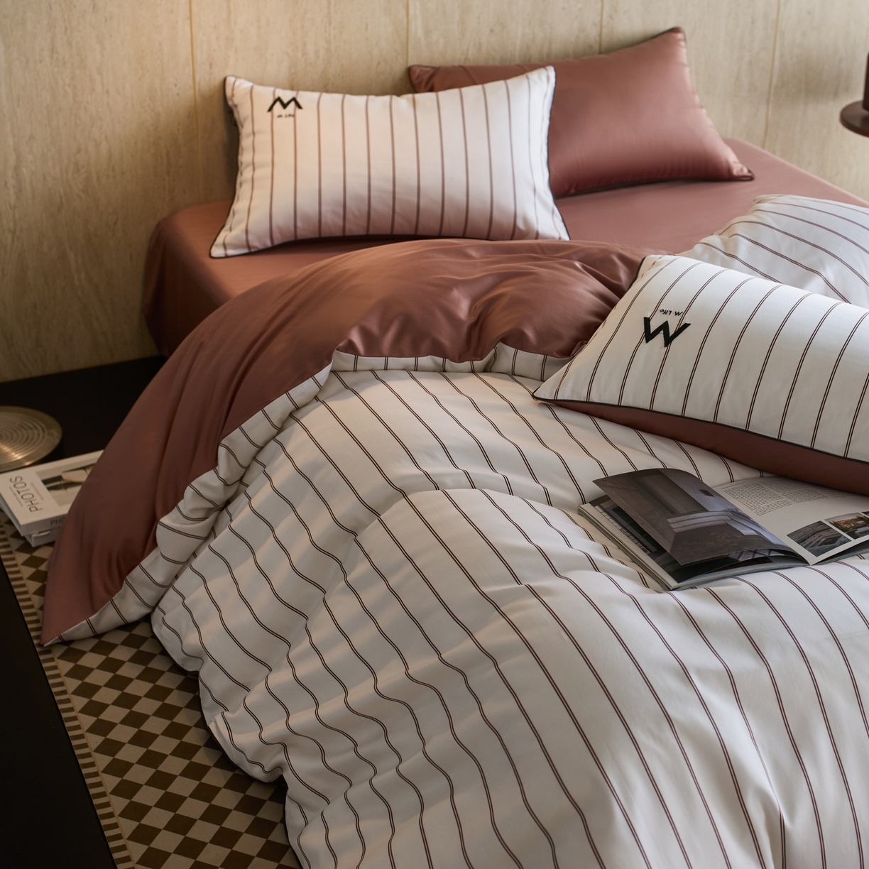 91家纺网 家纺一手货源 找家纺 安莱生活 2026新款天丝棉滚边款刺绣织序系列四件套 织序-白咖