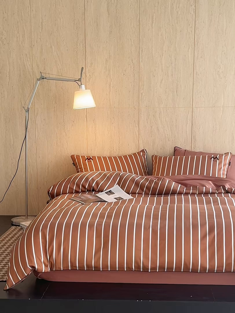 91家纺网 家纺一手货源 找家纺 安莱生活 2026新款天丝棉滚边款刺绣织序系列四件套 织序-摩卡