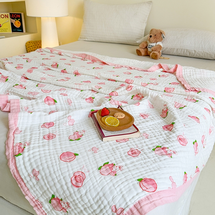 91家纺网 家纺一手货源 找家纺 慕婷家纺 2026新款婴儿纱布浴巾浴巾全棉六层纱布泡泡纱布毛巾被 桃气多多