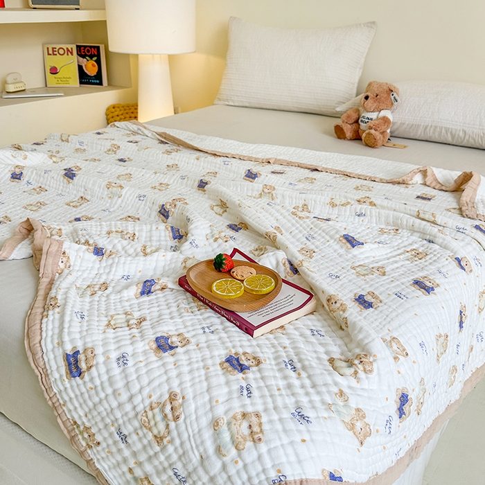 91家纺网 家纺一手货源 找家纺 慕婷家纺 2026新款婴儿纱布浴巾浴巾全棉六层纱布泡泡纱布毛巾被 熊宝日记