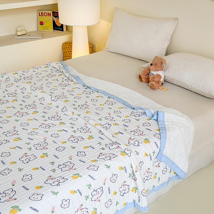 91家纺网 家纺一手货源 找家纺 慕婷家纺 2026新款婴儿纱布浴巾浴巾全棉六层纱布泡泡纱布毛巾被 字母兔